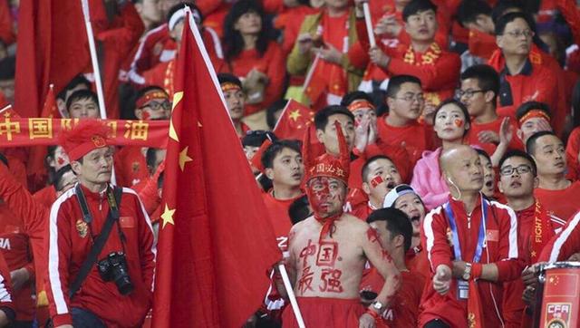 亚洲三级在线视频
